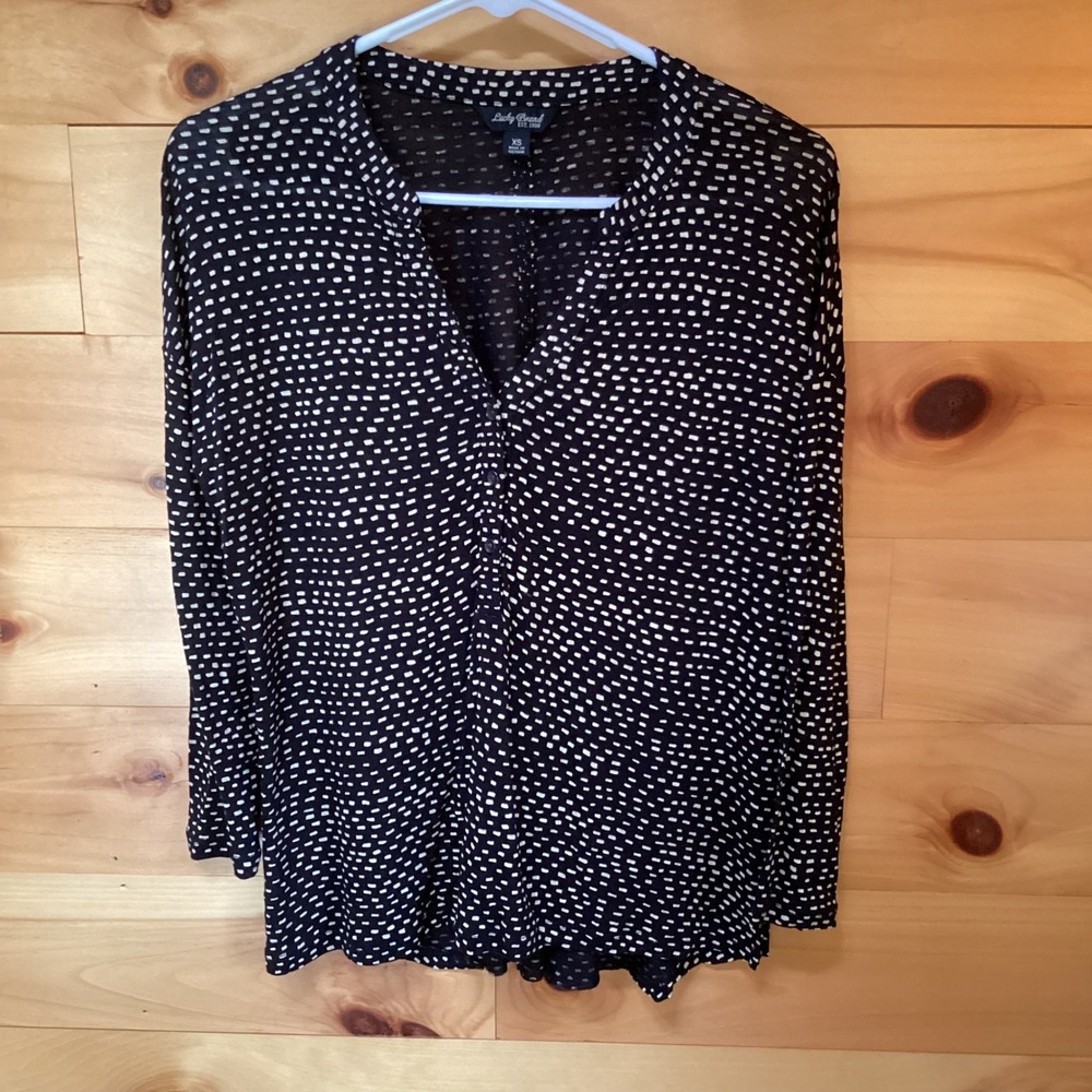 Lucky Brand Womens XS Black White Dash Print Button Down V-Neck Blouse Top